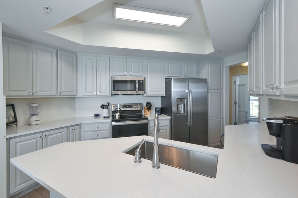 Silver Beach Towers 1403 - Fully Equipped Kitchen