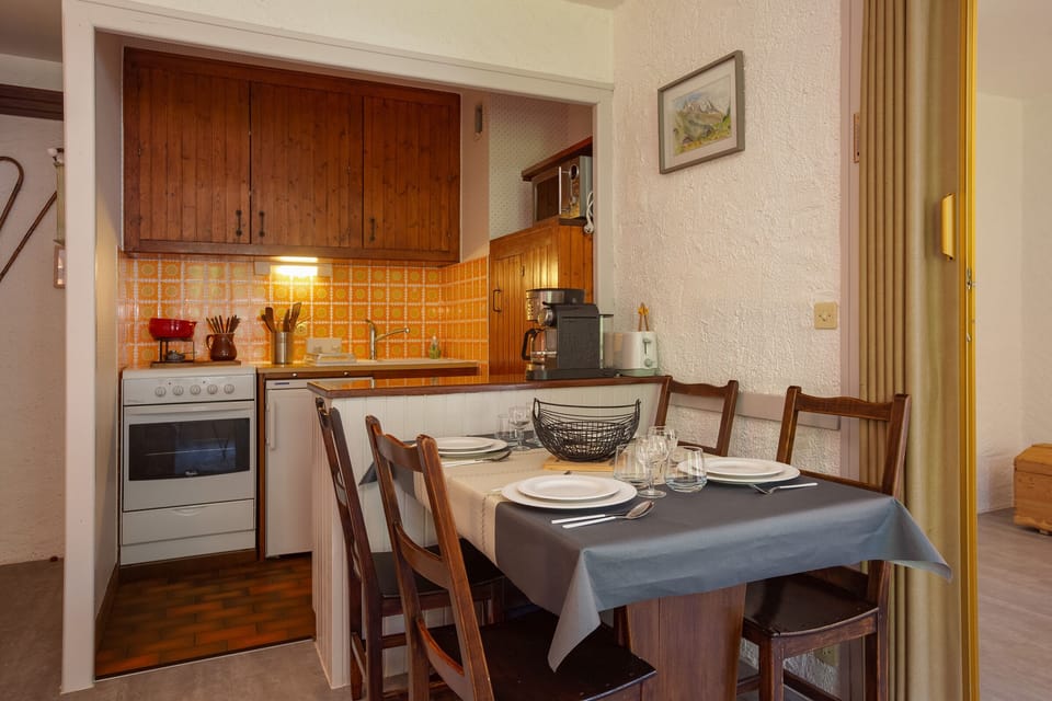 Kitchen and convenient dining