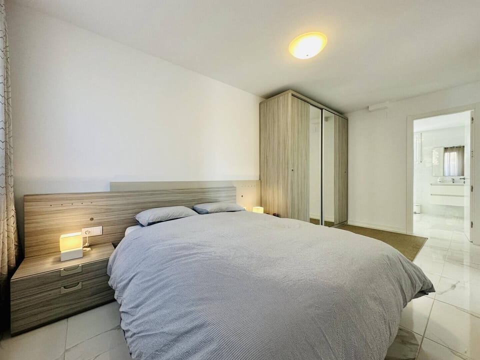 Second bedroom with bathroom