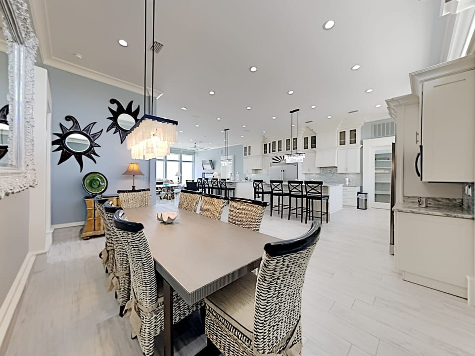 Dining Area to Kitchen Area