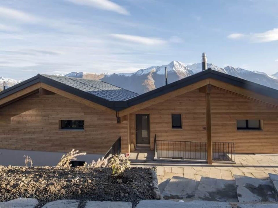 Cloud, Sky, Property, Building, Window, Plant, Mountain, House, Land Lot, Wood