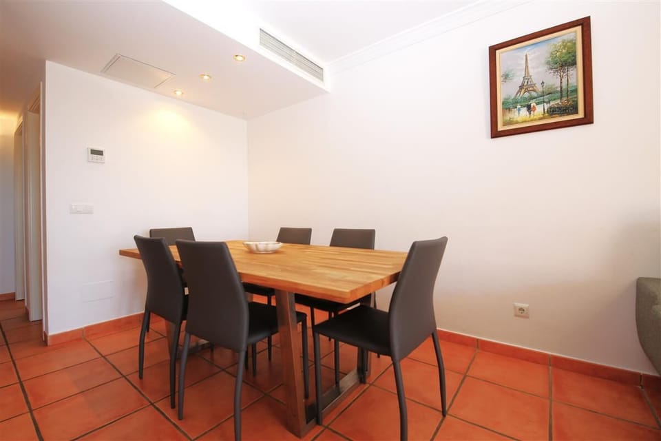 Dining area with space for six guests