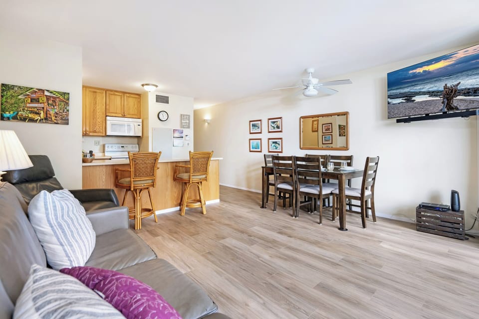 Open concept floor plan.