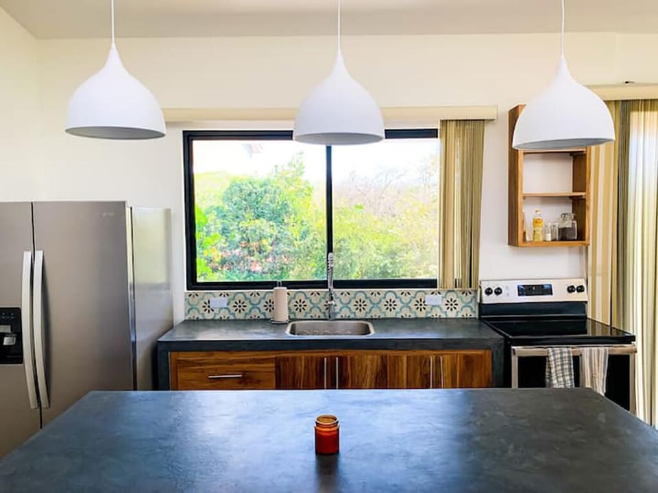 Kitchen island