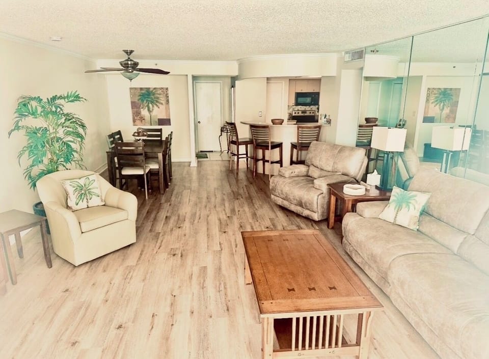 Open concept living/dining room!