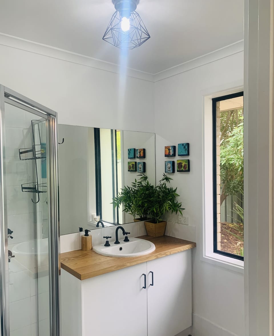 Main bathroom