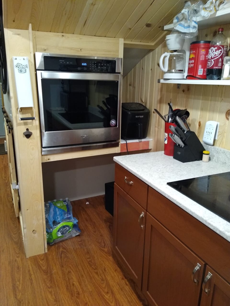 Wall oven