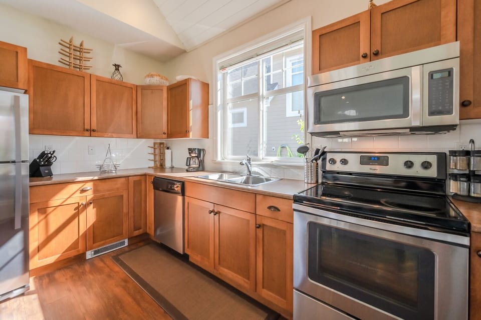 Fully stocked kitchen