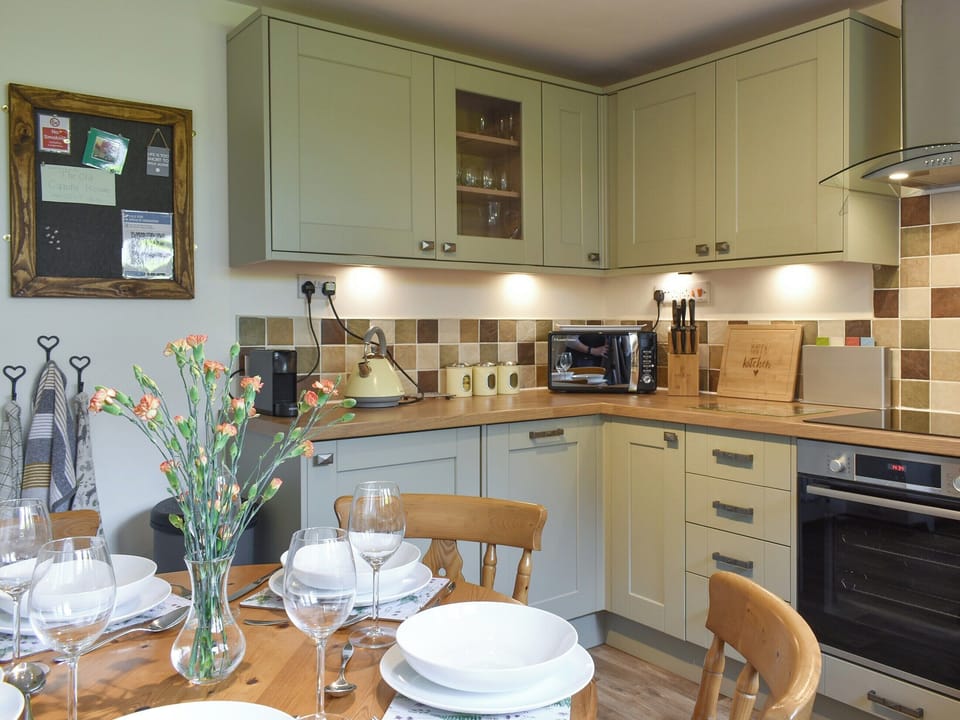 Kitchen/diner | The Old Candle House, Longnor, near Buxton