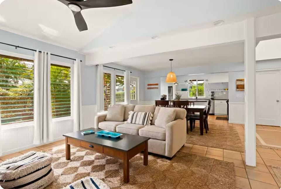 Living Room (1)