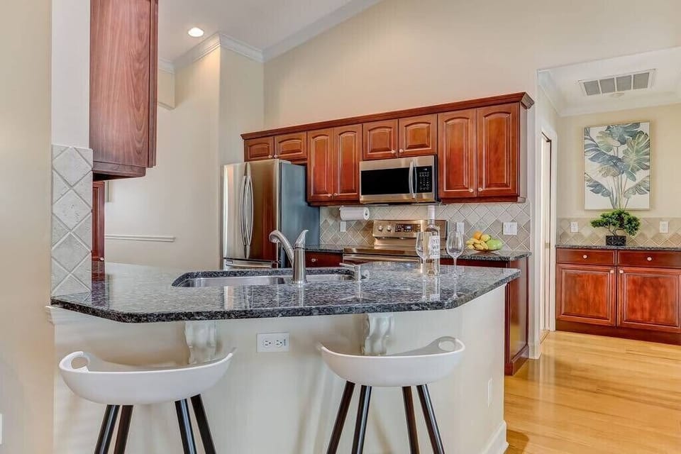Kitchen island space.