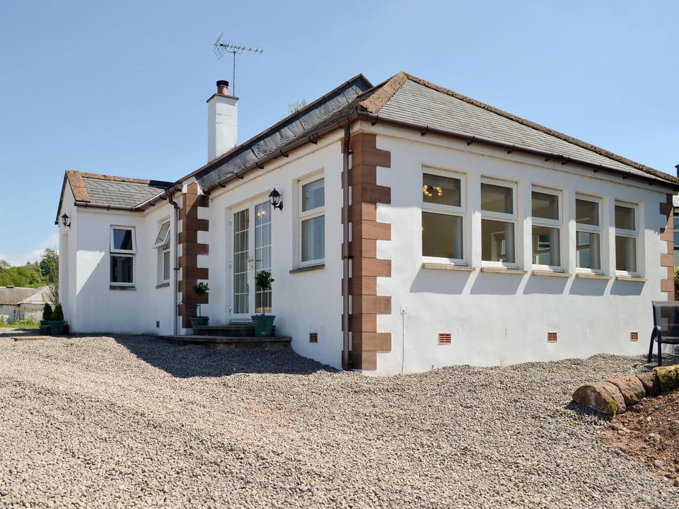 Exterior | Curlew Cottage, Lockerbie, near Moffat