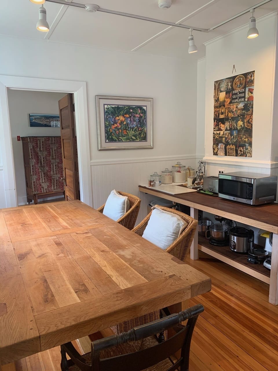 Kitchen table