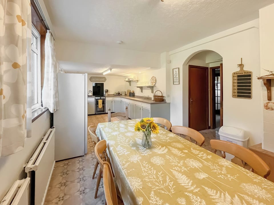 Kitchen/diner | Woodend Farmhouse Halmyre, Haugh of Urr, near Castle Douglas