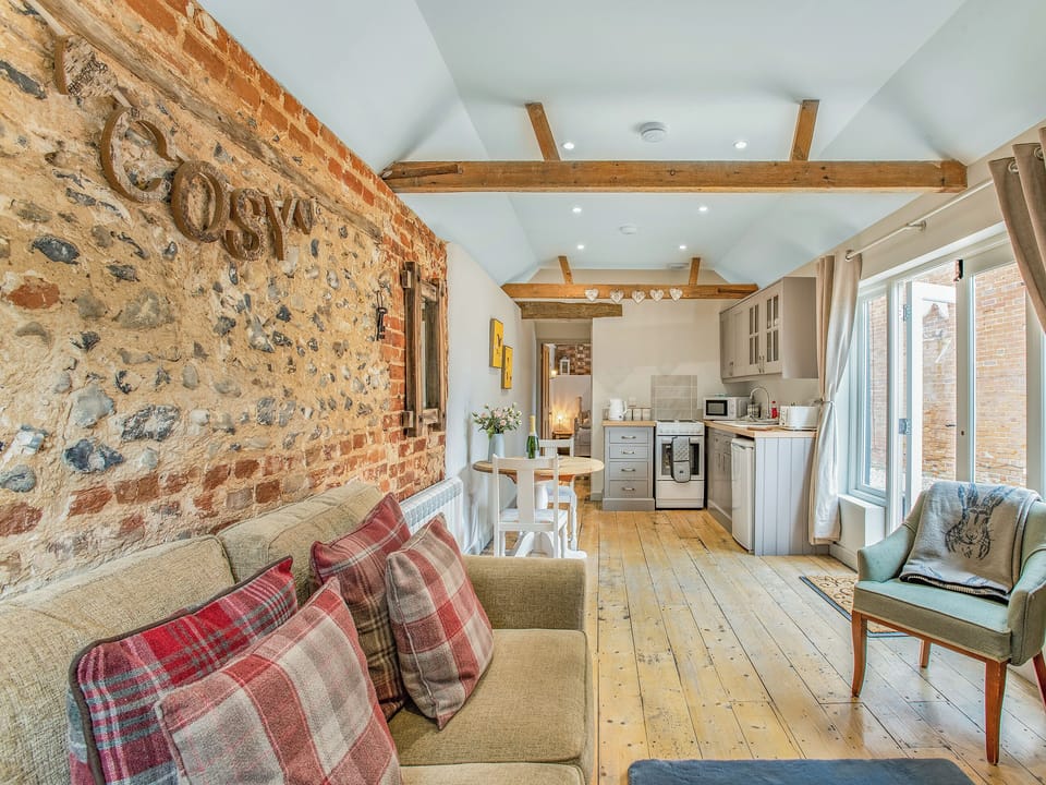 Open plan living space | Barwick Retreat, Bawdeswell