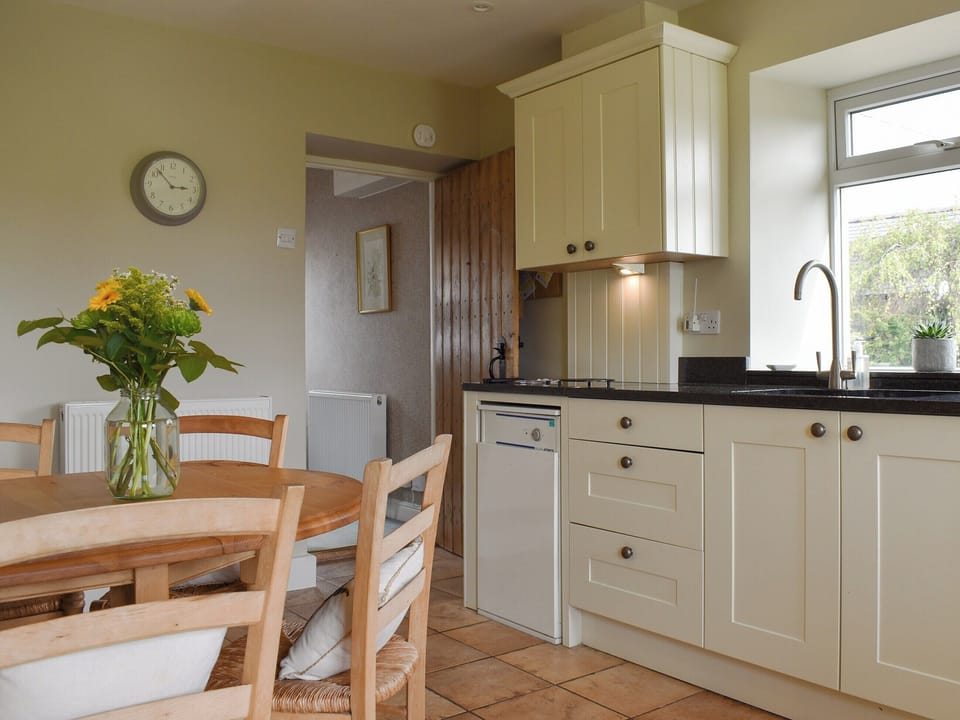 Kitchen/diner | Lupton Hall Cottages, Lupton, near kirkby Lonsdale