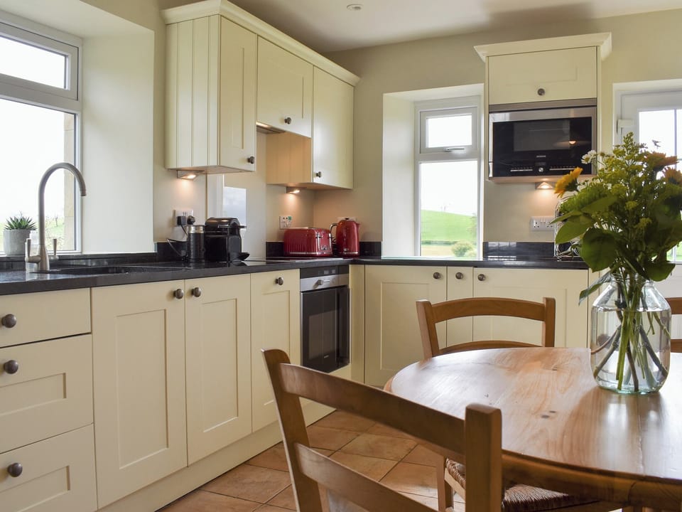 Kitchen/diner | Lupton Hall Cottages, Lupton, near kirkby Lonsdale