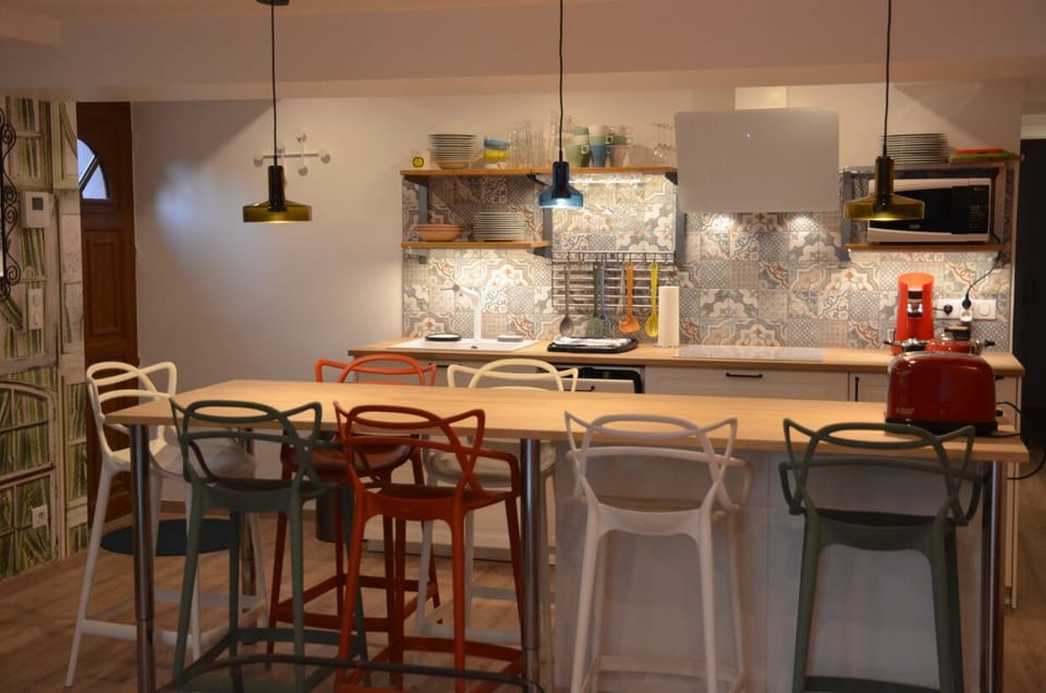 Entrance/Kitchen