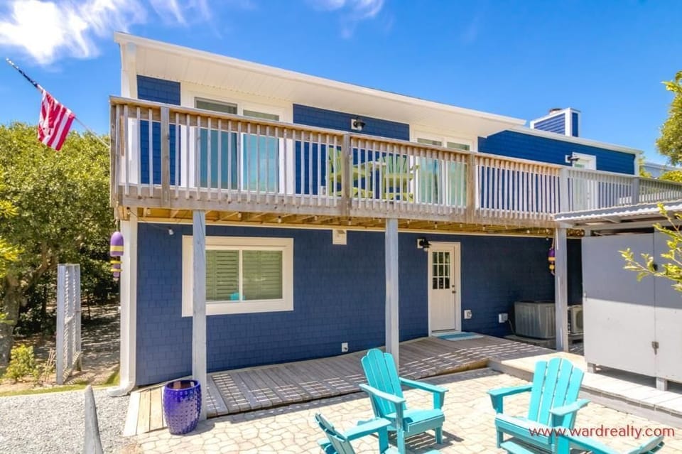 Always Beachin Streetside Exterior