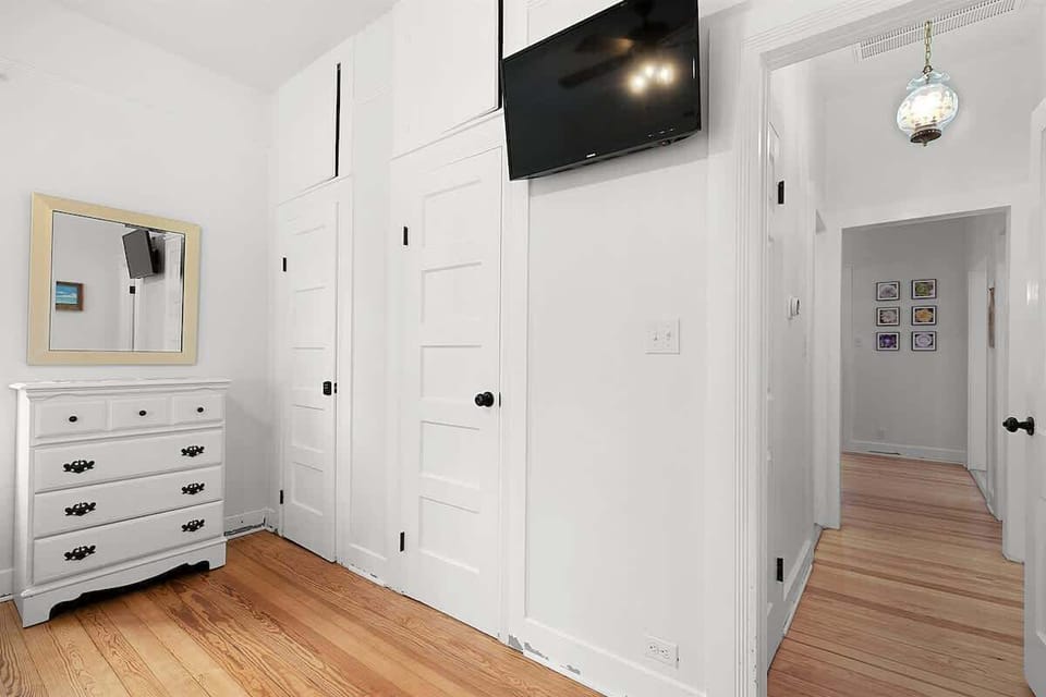 Second Guest Bedroom Photo 3 of 3