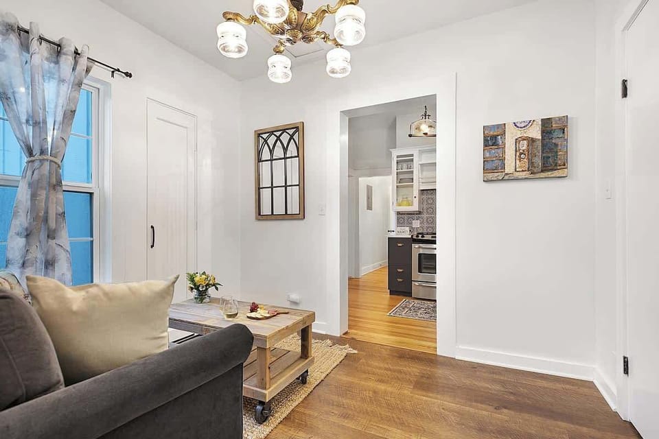 Small Living Room Photo 1 of 3