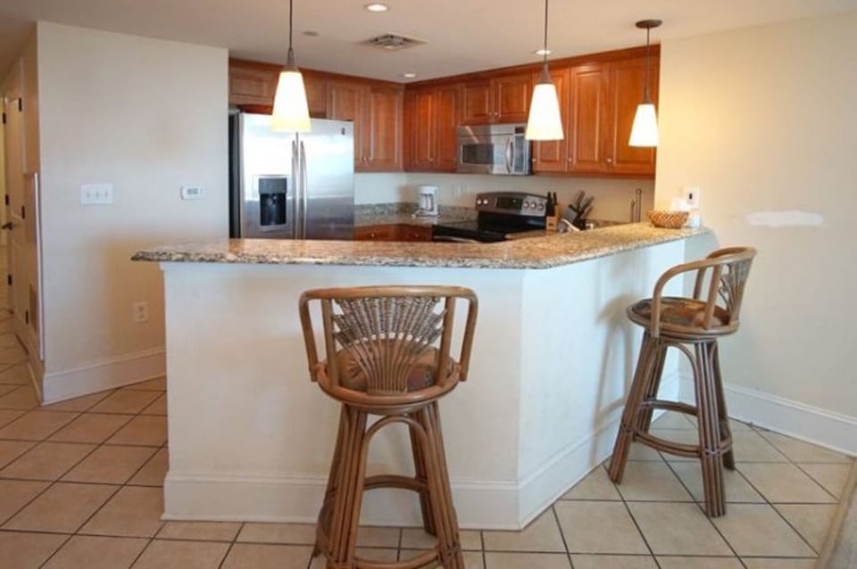 Sit around the kitchen bar and plan your next excursion.