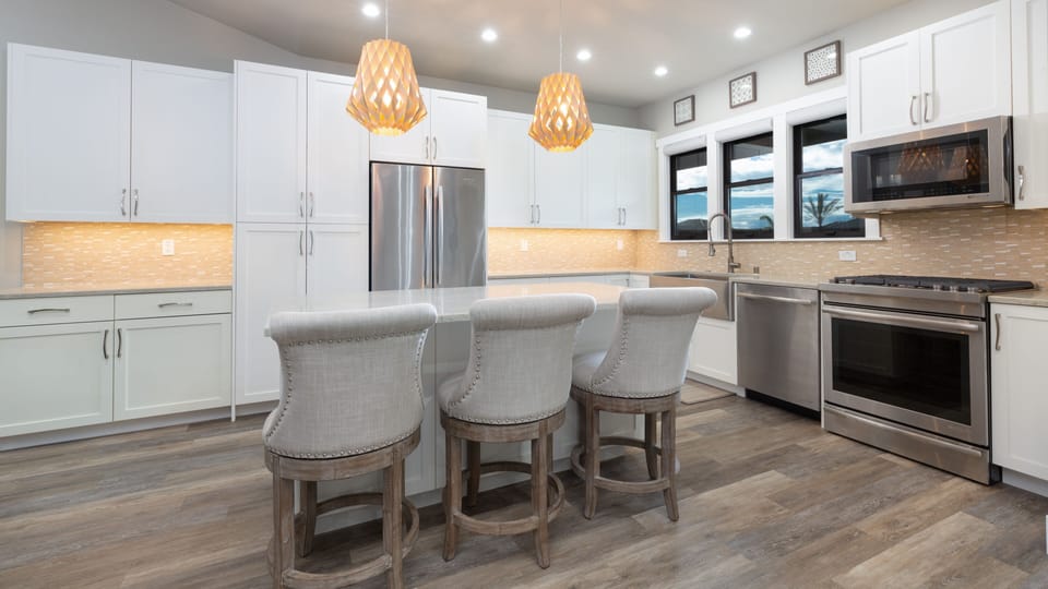 High-end appliances and finishes.  Gas range.