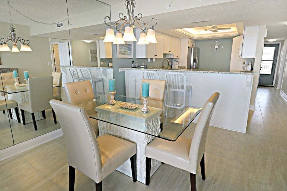 St. Augustine Rentals Ocean View Kitchen/Dining