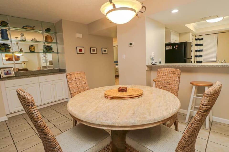 St. Augustine Ocean Front Rentals Dining Room
