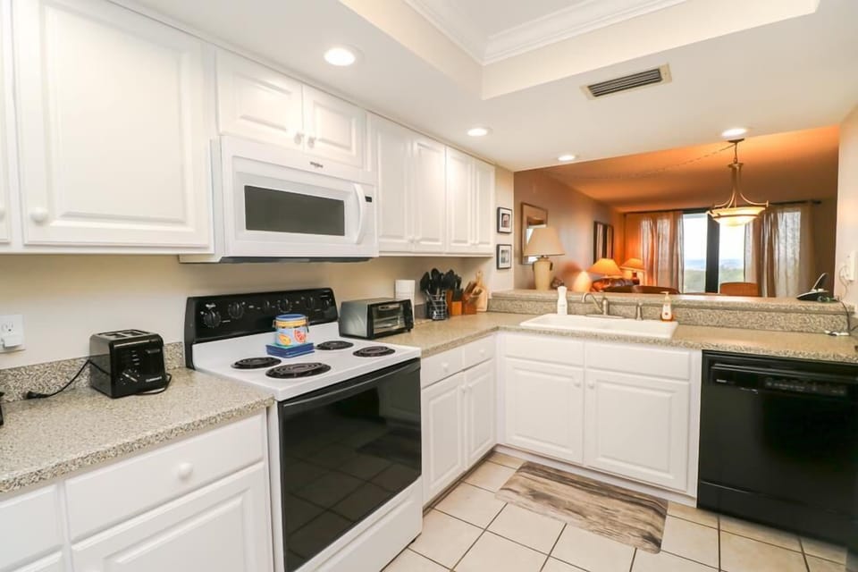 St. Augustine Ocean Front Rentals Kitchen