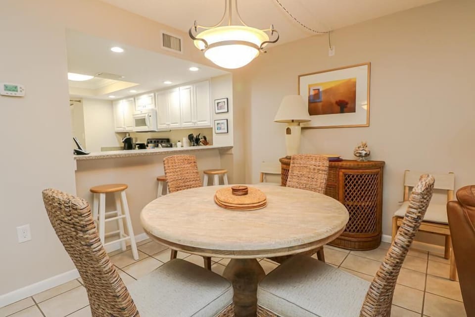 St. Augustine Ocean Front Rentals Dining Room