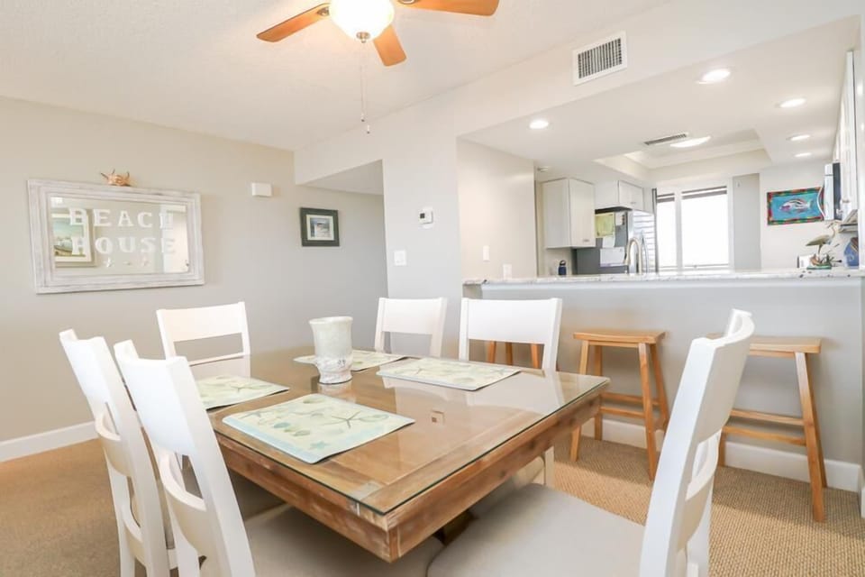 St. Augustine Ocean Front Rentals Dining Room