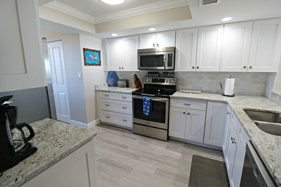 St. Augustine Ocean Front Rentals Kitchen