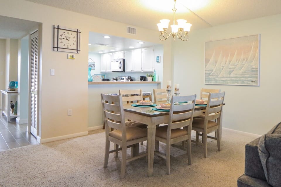 St. Augustine Ocean Front Rentals Dining Room