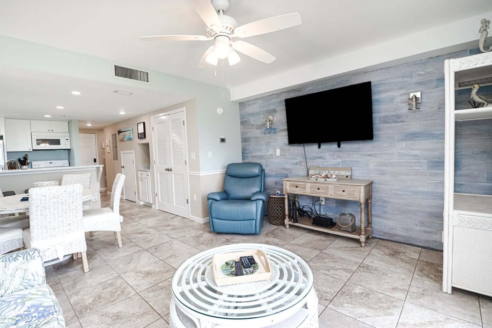 St. Augustine Beach Rentals Living Room