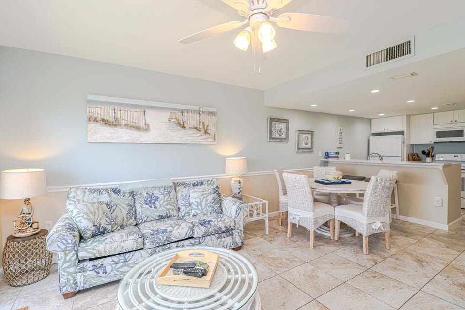 St. Augustine Beach Rentals Living Room