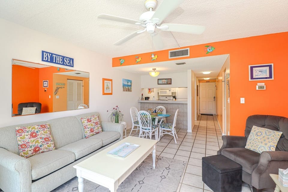 St. Augustine Beach Rentals Living Room