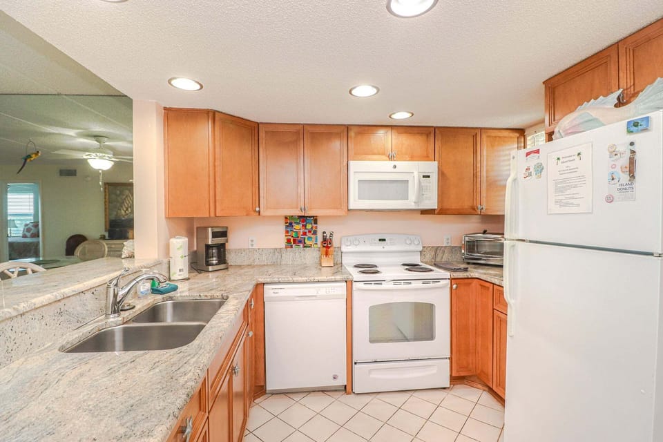 St. Augustine Ocean Front Rentals Kitchen