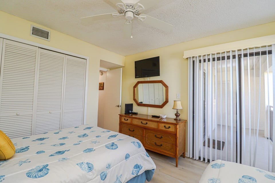 St. Augustine Beach Rentals Guest Bedroom