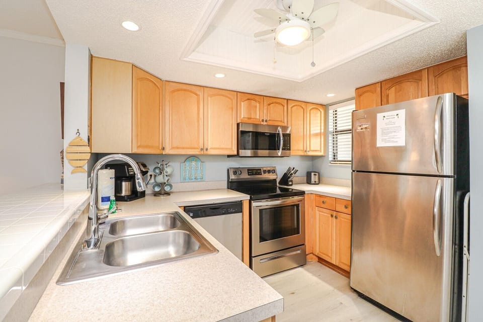 St. Augustine Beach Rentals Kitchen