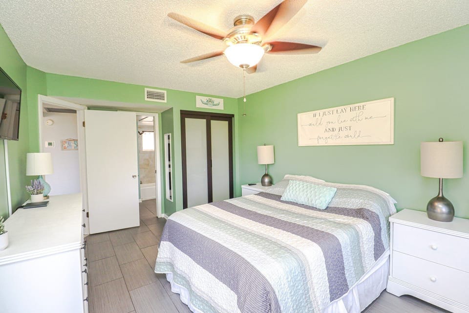 St. Augustine Beach Rentals Bedroom