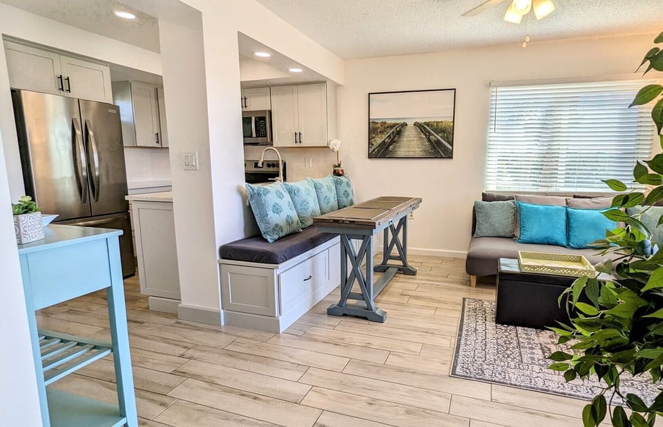 St. Augustine Beach Rentals Living Room Kitchen