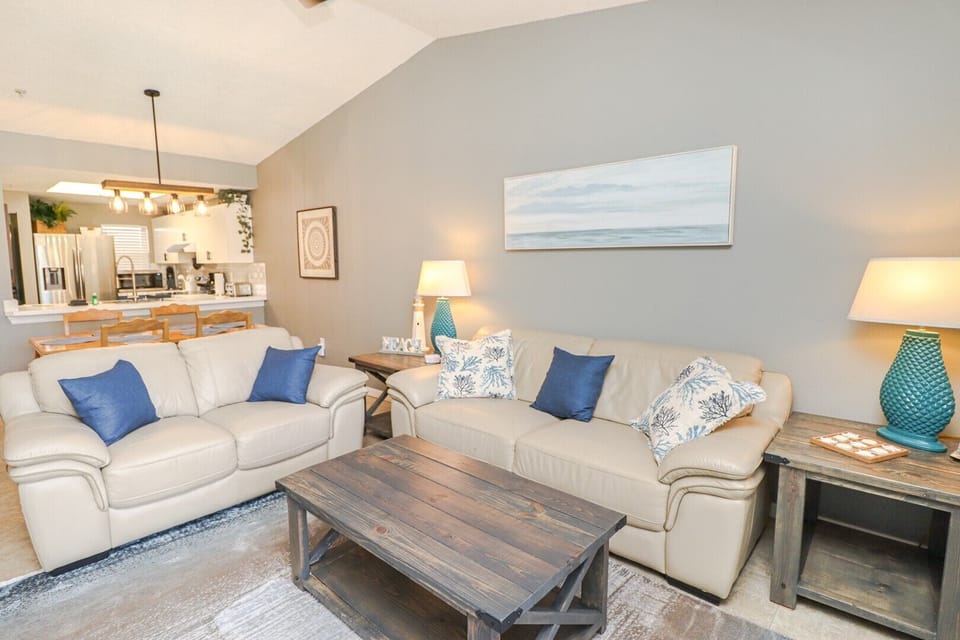 St. Augustine Beach Rentals Living Room