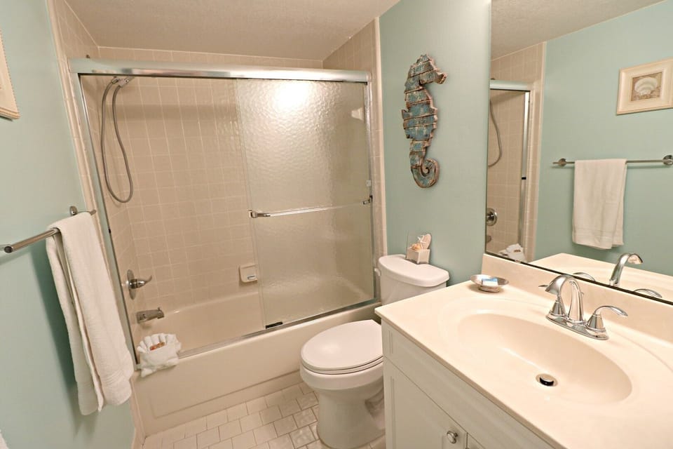St. Augustine Beach Vacation Rentals Guest Bath