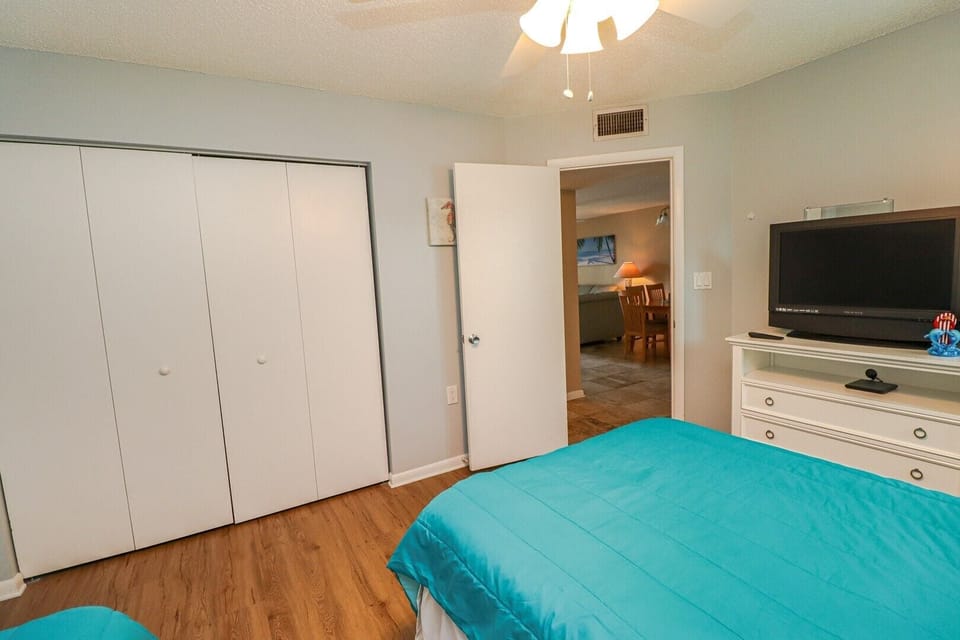 St. Augustine Beach Rentals Guest Bedroom