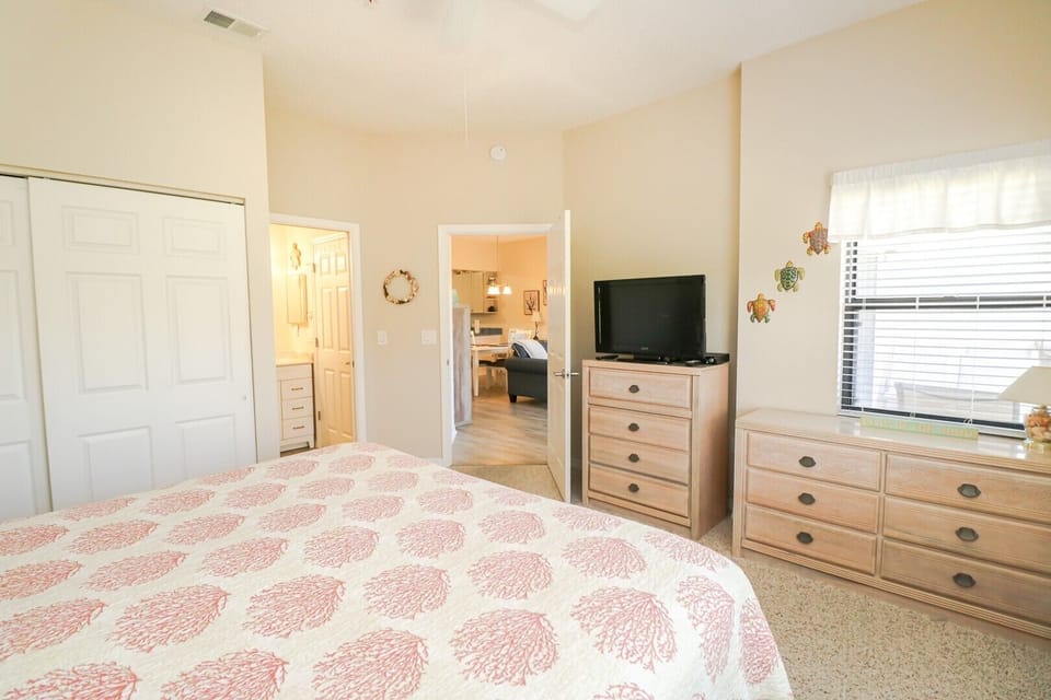 St. Augustine Beach Rentals Master Bedroom