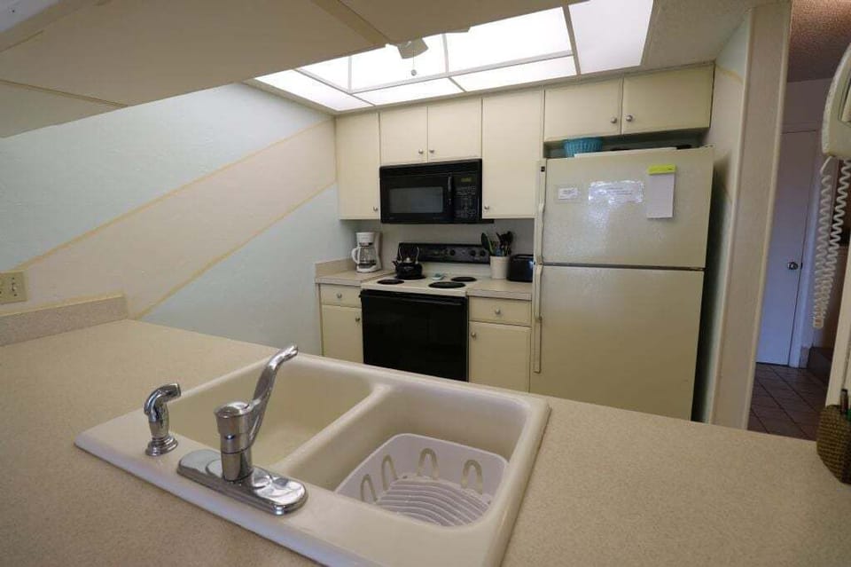 St. Augustine Ocean Front Rentals Kitchen