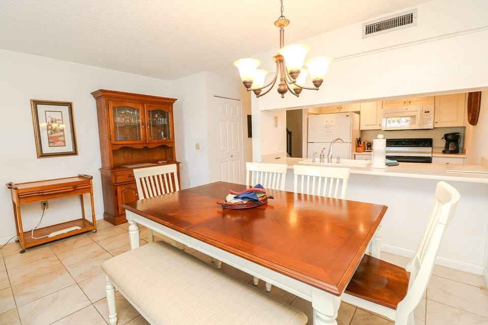 St. Augustine Ocean Front Rentals Dining Room