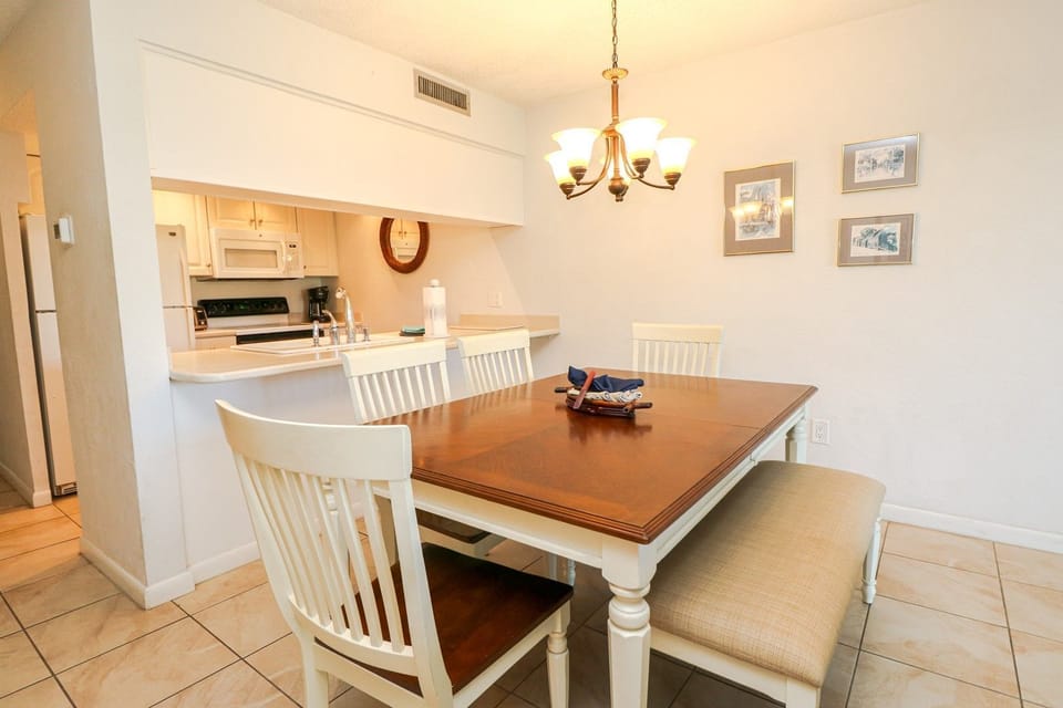 St. Augustine Ocean Front Rentals Dining Room