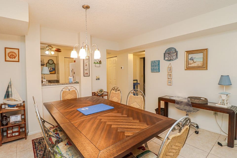 St. Augustine Beach Rentals Dining Room